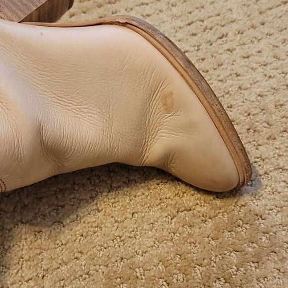 - Dolce Vita booties size 7.5 - Picture 9 of 11